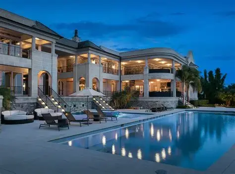 Private Estate Magnificent Views